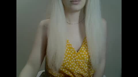 Snapshot of ditamilton chatting on 01/26/25, 12:33 DitaMilton online show from 01/26/25, 12:33