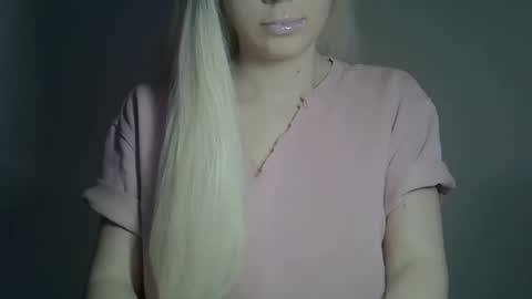 Snapshot of ditamilton chatting on 02/24/25, 02:15 DitaMilton online show from 02/24/25, 02:15