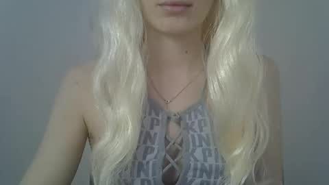 DitaMilton online show from 02/11/26, 11:37