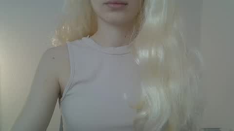 DitaMilton online show from 02/12/26, 09:26