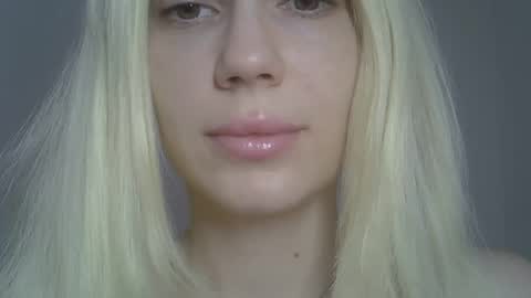 DitaMilton online show from 04/06/26, 11:55