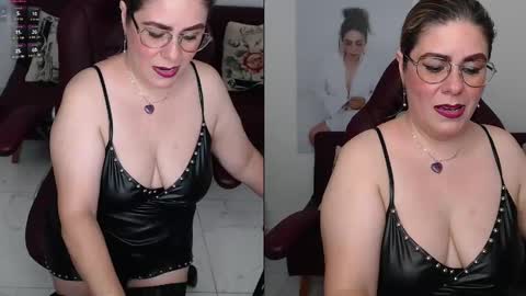 Snapshot of diva_milf chatting on 02/07/25, 10:30 Diva online show from 02/07/25, 10:30