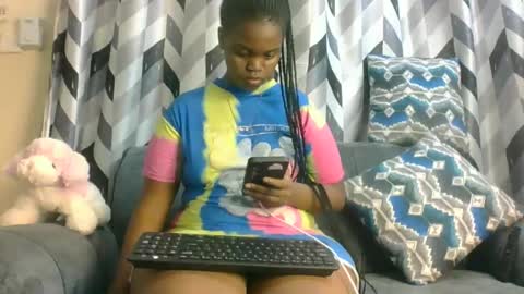 diva_queen495161 online show from 03/07/25, 12:01