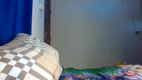 diva_queen495161 online show from 10/05/25, 09:40