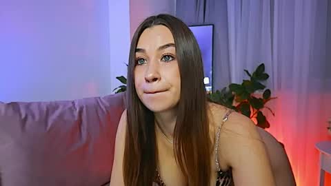 Tia online show from 04/21/26, 09:06