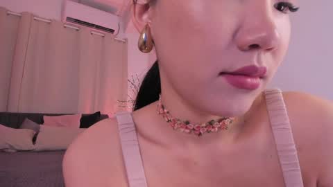 Snapshot of divine_madness chatting on 05/03/26, 06:19 AKITA MEW MEW Follow online show from 05/03/26, 06:19