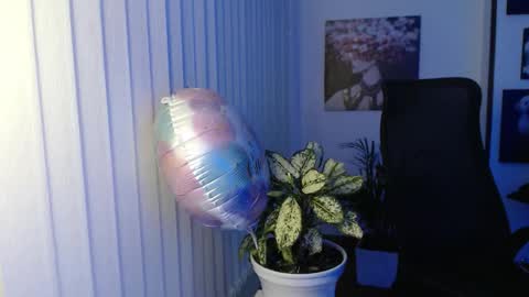 Hera online show from 11/08/25, 10:04