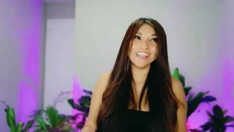 DivineLynn online show from 11/26/25, 04:19