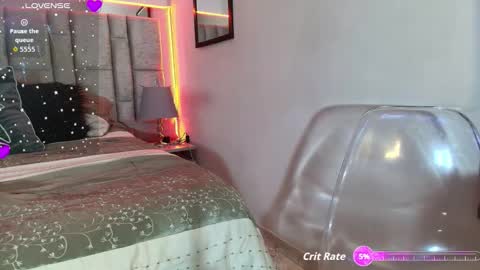 divinepearl online show from 02/25/26, 06:28