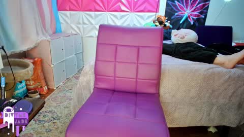 Snapshot of divynejade chatting on 12/03/24, 02:14 Jade Divyne online show from 12/03/24, 02:14