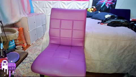 Snapshot of divynejade chatting on 12/06/24, 05:31 Jade Divyne online show from 12/06/24, 05:31