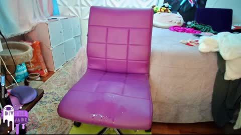 Snapshot of divynejade chatting on 12/08/24, 09:24 Jade Divyne online show from 12/08/24, 09:24