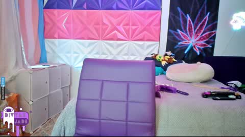 Snapshot of divynejade chatting on 12/08/24, 09:41 Jade Divyne online show from 12/08/24, 09:41