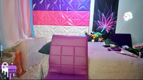 Snapshot of divynejade chatting on 12/09/24, 03:44 Jade Divyne online show from 12/09/24, 03:44