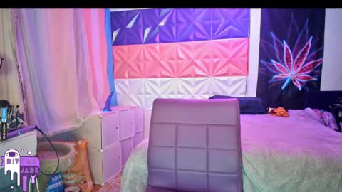 Snapshot of divynejade chatting on 12/27/24, 09:54 Jade Divyne online show from 12/27/24, 09:54