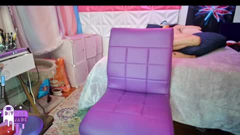 Snapshot of divynejade chatting on 12/30/24, 01:14 Jade Divyne online show from 12/30/24, 01:14