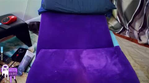 Snapshot of divynejade chatting on 03/07/25, 04:35 Jade Divyne online show from 03/07/25, 04:35