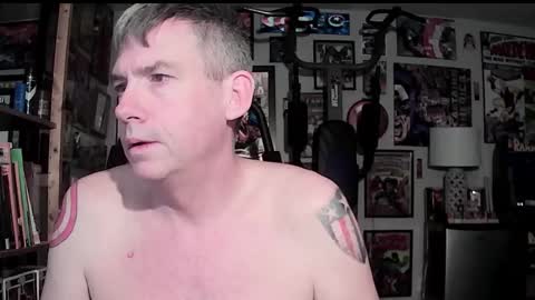 Snapshot of dix_handley_50 chatting on 10/27/25, 12:31 dix_handley_50 online show from 10/27/25, 12:31