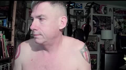 Snapshot of dix_handley_50 chatting on 11/03/25, 12:17 dix_handley_50 online show from 11/03/25, 12:17