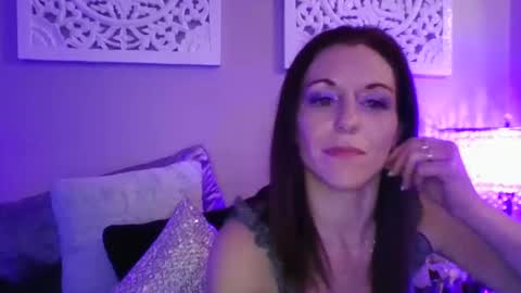 Snapshot of dixieglam chatting on 03/03/25, 07:54 dixieglam online show from 03/03/25, 07:54