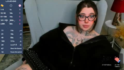 dixipixi_ online show from 04/11/26, 05:45