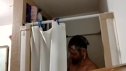 Snapshot of dixonbird41 chatting on 03/05/25, 08:10 dixonbird41 online show from 03/05/25, 08:10