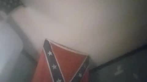 Snapshot of dixonbird41 chatting on 02/24/26, 06:44 dixonbird41 online show from 02/24/26, 06:44