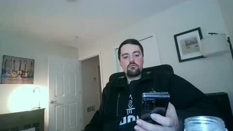 Snapshot of dj_cam chatting on 12/15/25, 03:00 dj_cam online show from 12/15/25, 03:00