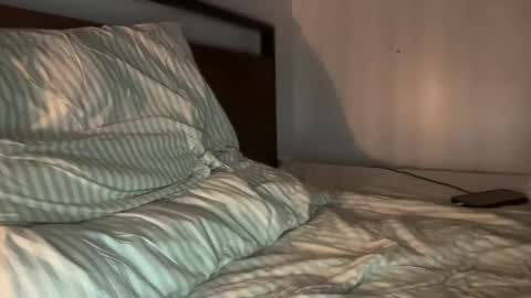 Snapshot of django00 chatting on 03/11/26, 10:10 django00 online show from 03/11/26, 10:10