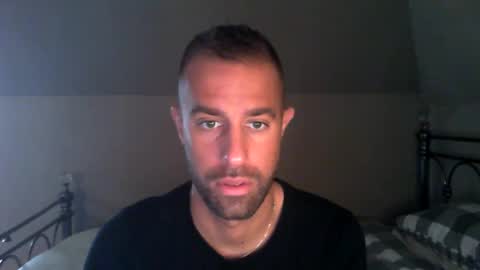 djay15013 online show from 02/18/25, 09:43