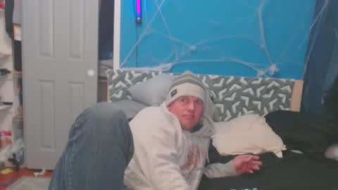 djcloudy22223 online show from 12/11/24, 08:36