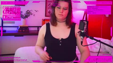 Snapshot of djentslut chatting on 03/01/26, 02:13 djentslut online show from 03/01/26, 02:13