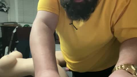 Snapshot of djfreeque chatting on 12/17/25, 03:56 djfreeque online show from 12/17/25, 03:56