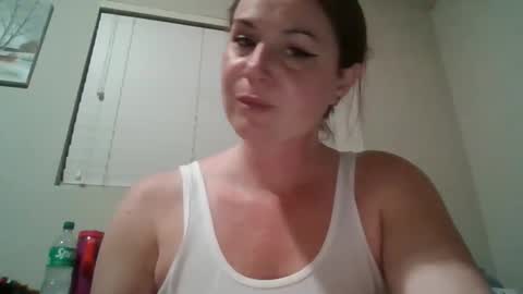 Snapshot of djorstad22 chatting on 01/08/26, 04:37 SNEAKYLNK online show from 01/08/26, 04:37
