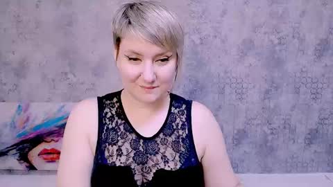 Snapshot of djullia chatting on 02/14/25, 03:36 djullia online show from 02/14/25, 03:36
