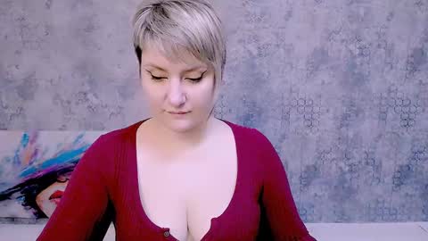 Snapshot of djullia chatting on 02/15/25, 10:22 djullia online show from 02/15/25, 10:22