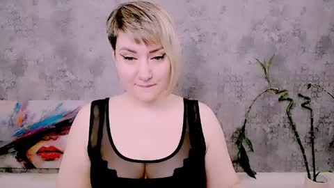 Snapshot of djullia chatting on 04/26/26, 05:05 djullia online show from 04/26/26, 05:05