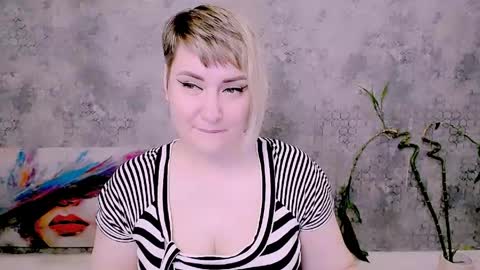 Snapshot of djullia chatting on 05/20/26, 06:19 djullia online show from 05/20/26, 06:19