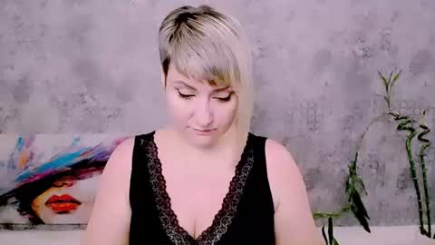 Snapshot of djullia chatting on 07/20/26, 05:55 djullia online show from 07/20/26, 05:55