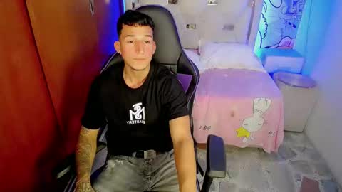 Snapshot of dmitryy_ chatting on 02/25/26, 06:17 DMITRY online show from 02/25/26, 06:17