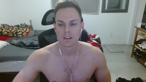 Snapshot of dmoney212 chatting on 12/04/24, 05:05 dmoney212 online show from 12/04/24, 05:05