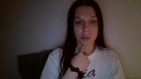 dobb582726 online show from 12/22/25, 09:17