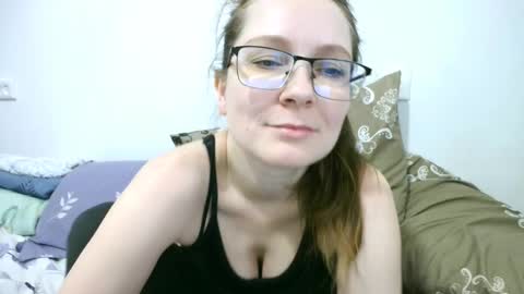 Snapshot of dobrodeya chatting on 02/01/25, 11:54 Dobrodeya online show from 02/01/25, 11:54