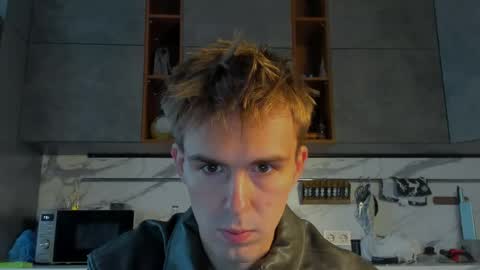Robert online show from 05/11/26, 12:33