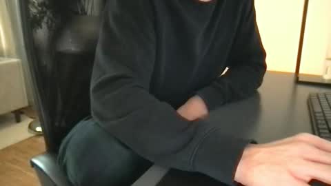 doctor_luv_69 online show from 04/16/26, 10:05