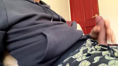 Snapshot of dogfight12 chatting on 01/14/26, 09:26 dogfight12 online show from 01/14/26, 09:26