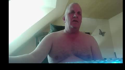 doggy2629 online show from 04/23/26, 03:25