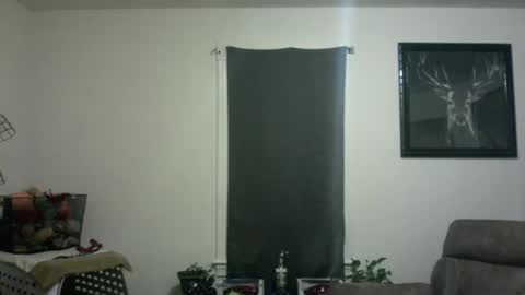 Snapshot of doingmek9 chatting on 01/21/25, 10:52 doingmek9 online show from 01/21/25, 10:52