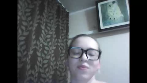 dolce_tempt online show from 12/19/25, 07:54