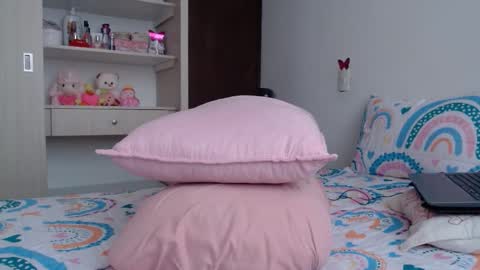 Dolcevainin online show from 01/11/26, 05:18